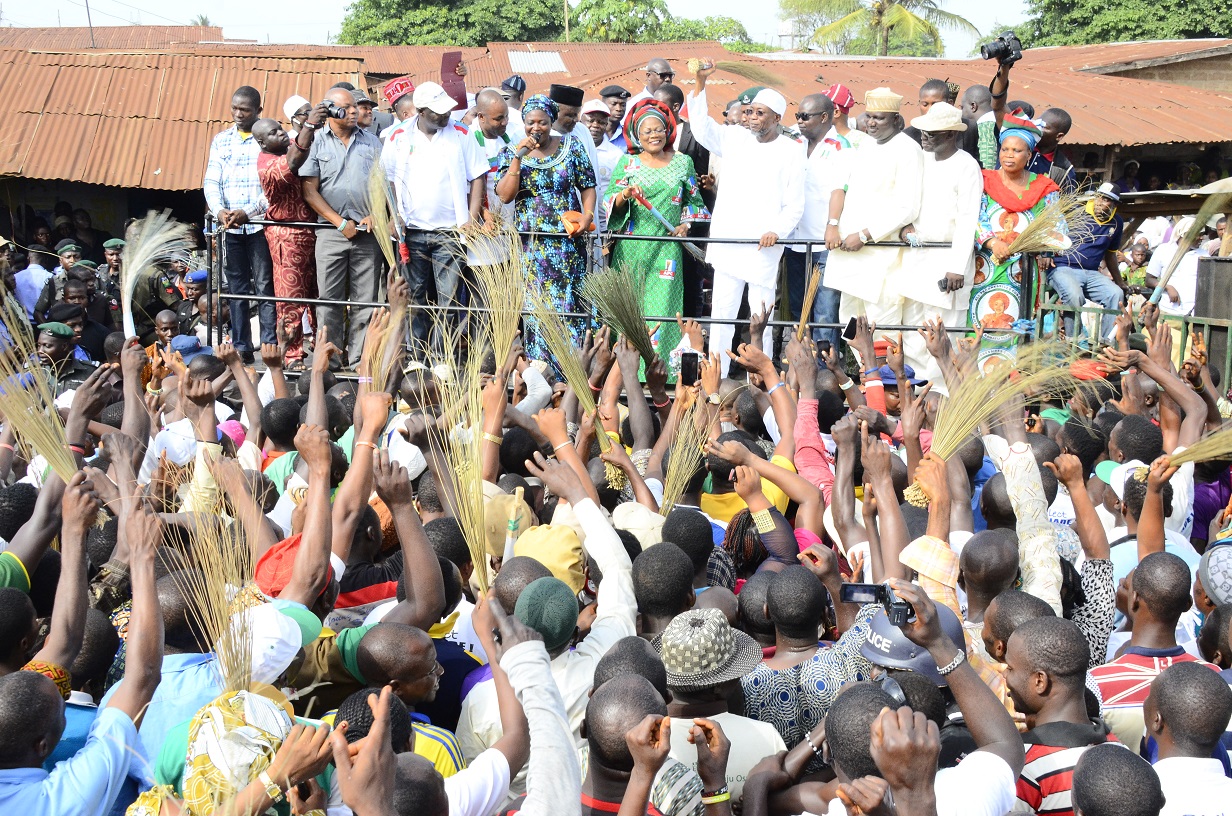 Aregbesola Campaigns at Owena-Ijesa 1