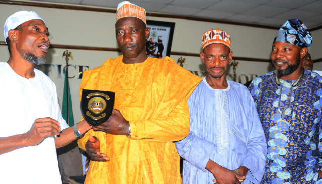 Aregbesola Meets Osun Cow Dealers Association 1