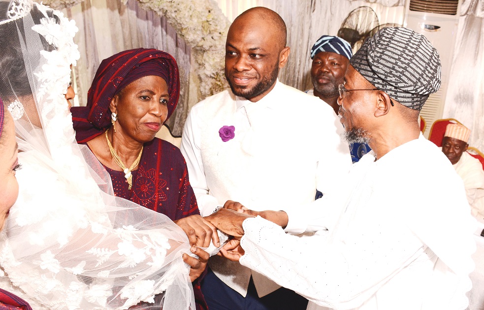 Nikkah Ceremony Between Ajose and Abolude's Families 1
